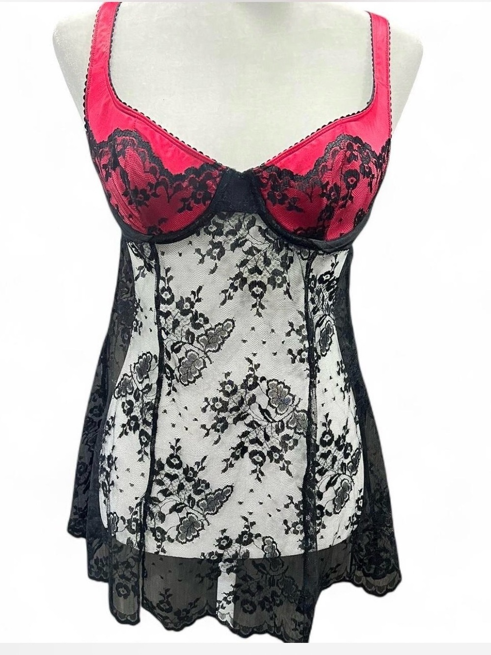 Victoria’s Secret Y2K silk Red bra and Black Lace babydoll